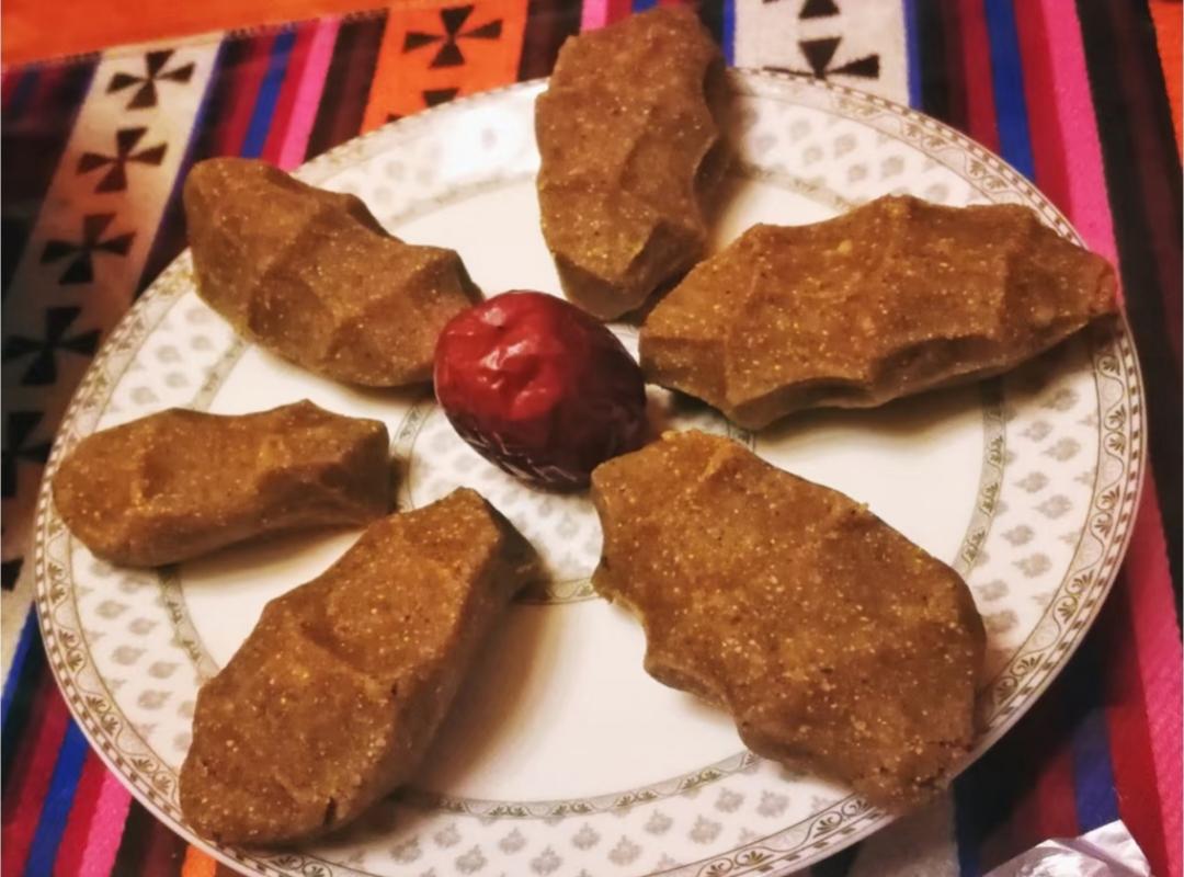 藏族糌粑美食