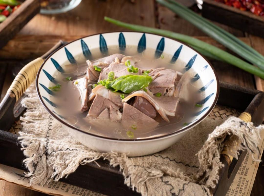 羊杂汤美食