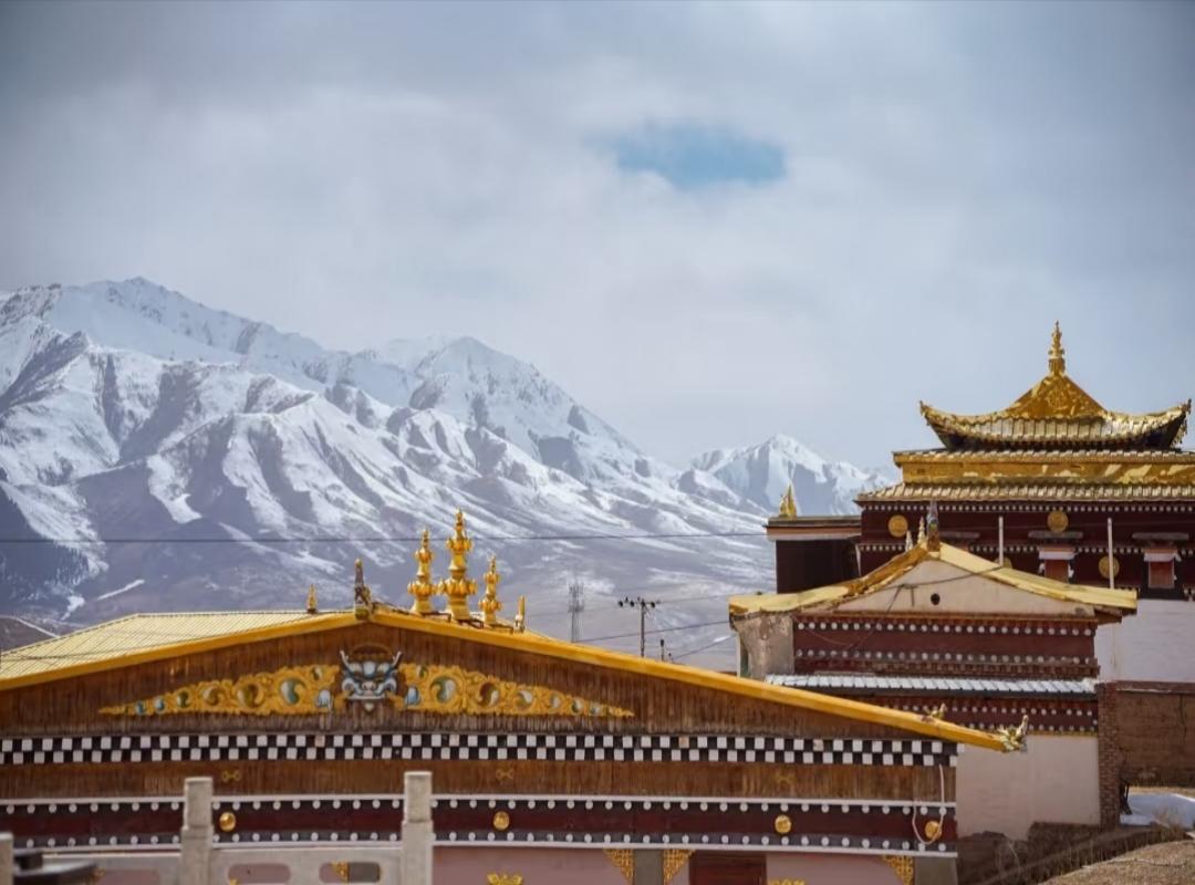 阿柔大寺建筑与宗教文化