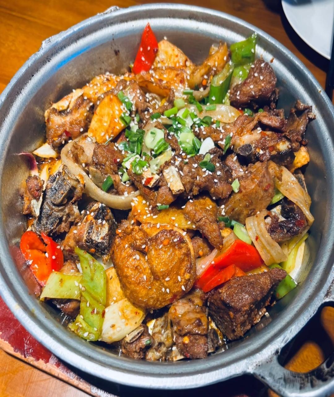 炕锅羊肉美食
