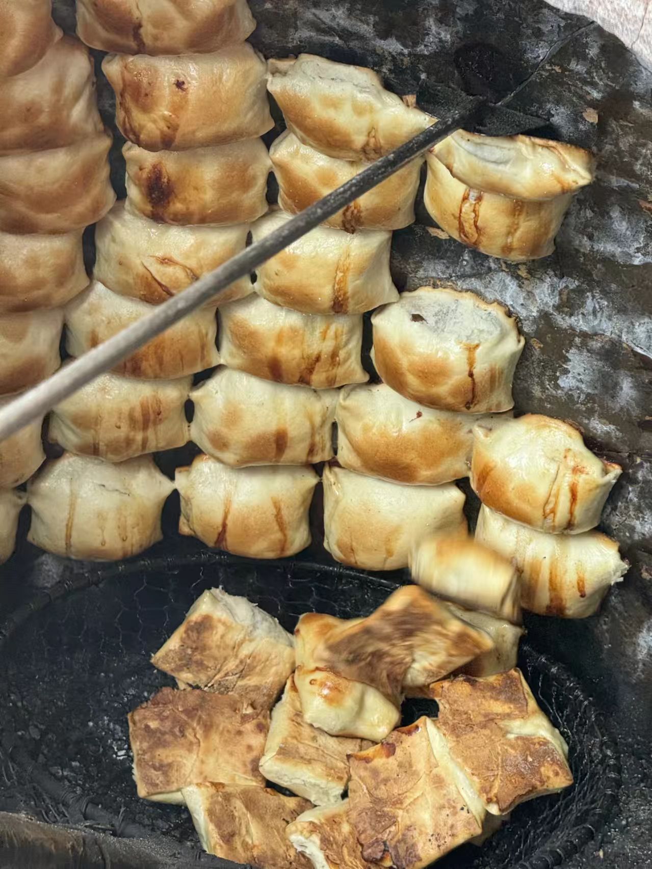 吐鲁番烤包子 - 新疆特色小吃