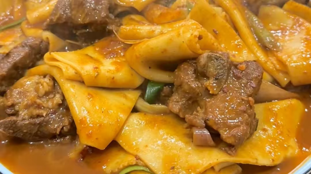 胡羊焖饼美食