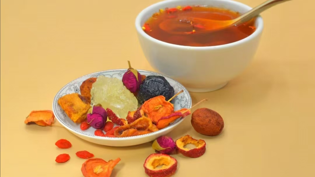 杏皮水饮品 - 酸甜解腻的特色饮品